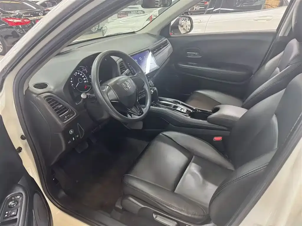 Honda Vezel 2021 из CN, фото 5