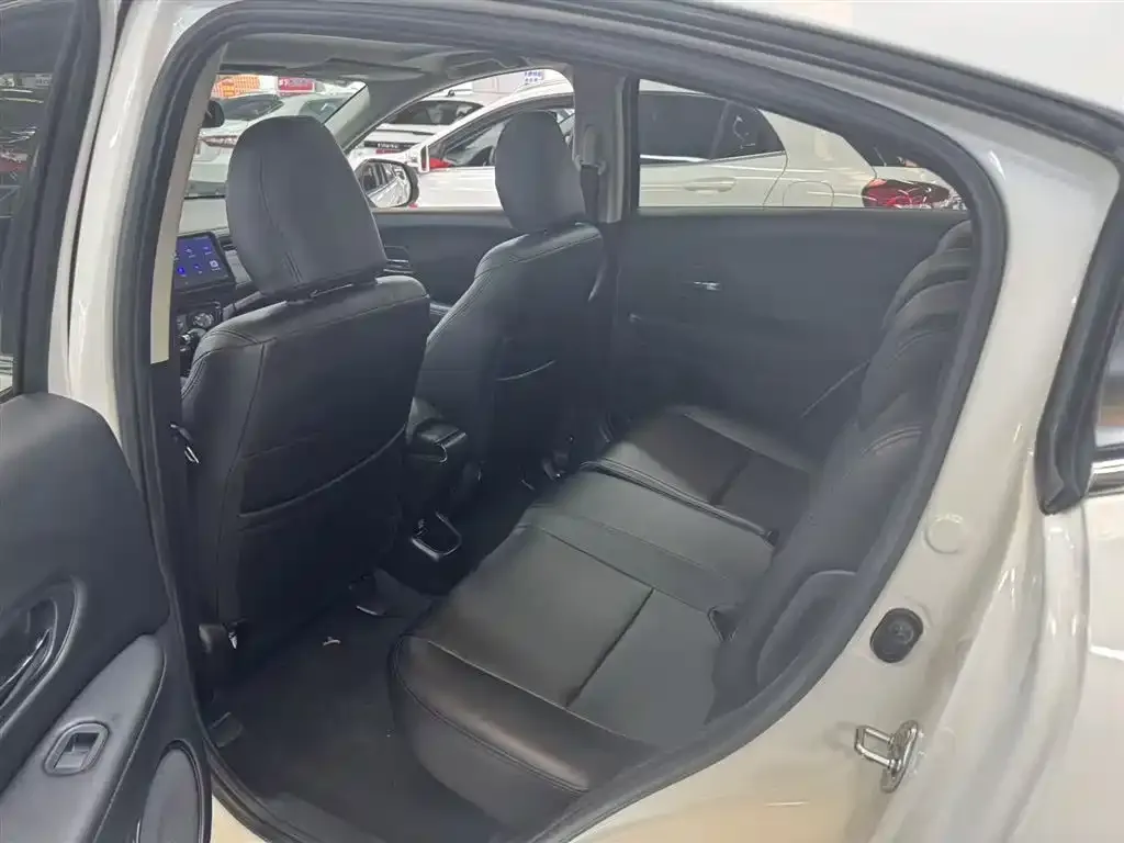 Honda Vezel 2021 из CN, фото 4