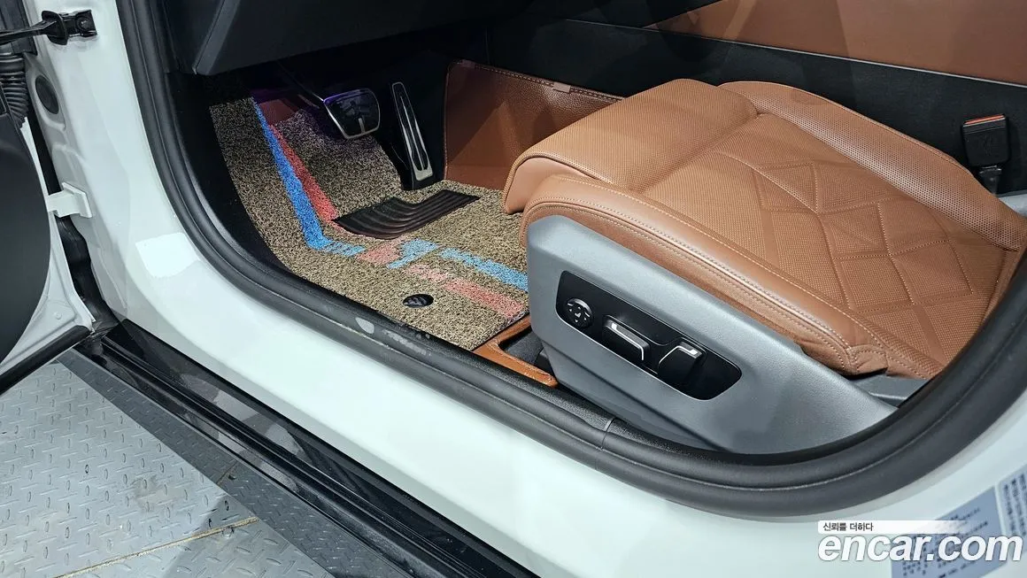BMW 5-Series 2024 из KR, фото 8
