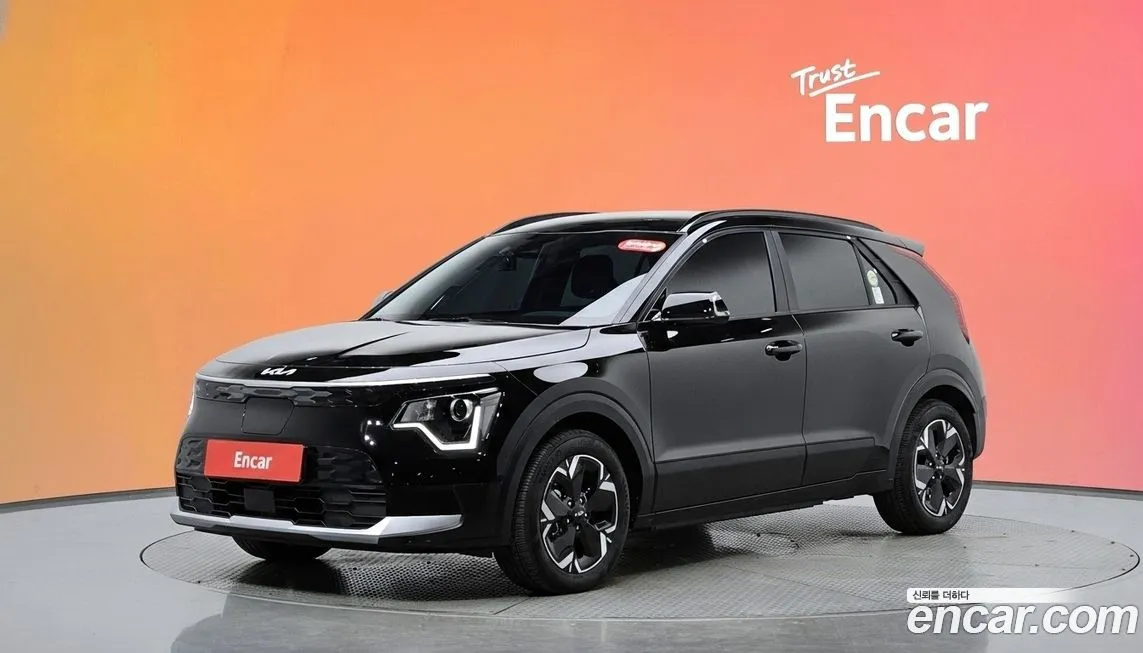Kia Niro — фото 1