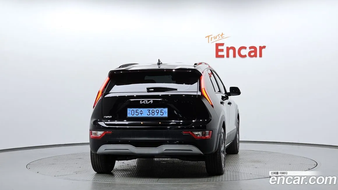 Kia Niro — фото 4