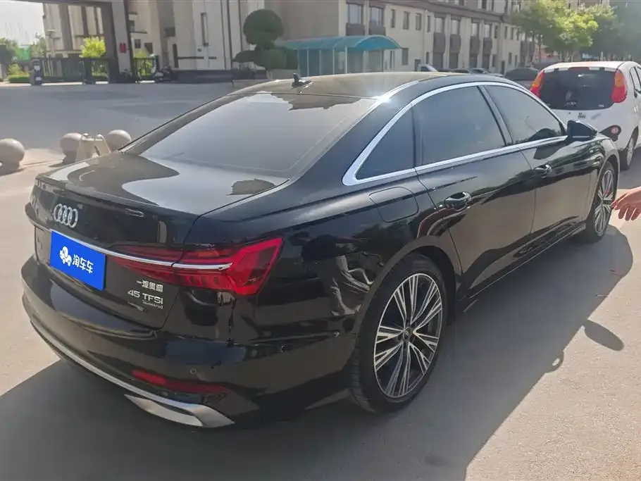 Audi A6L 2024 из CN, фото 7
