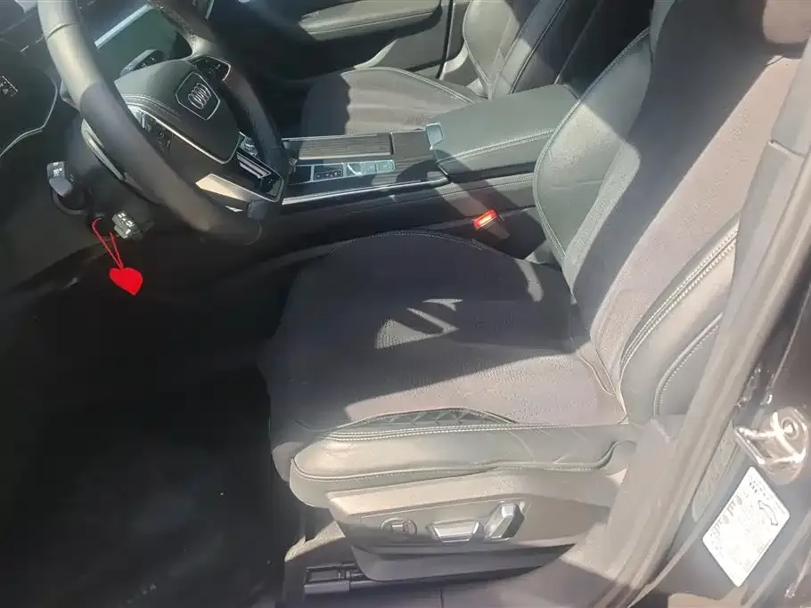 Audi A6L 2024 из CN, фото 4