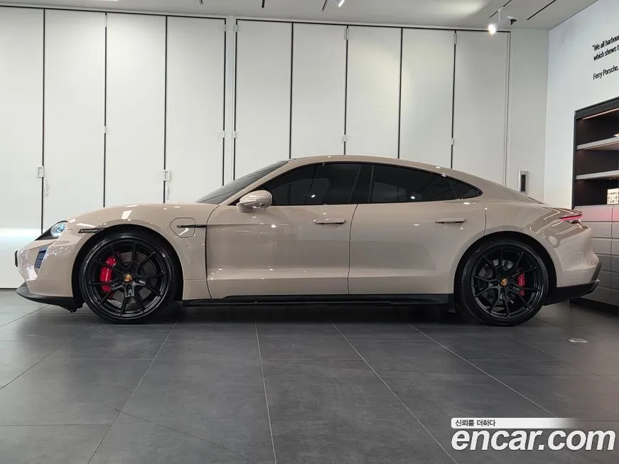 Porsche Taycan 2023 из KR, фото 8