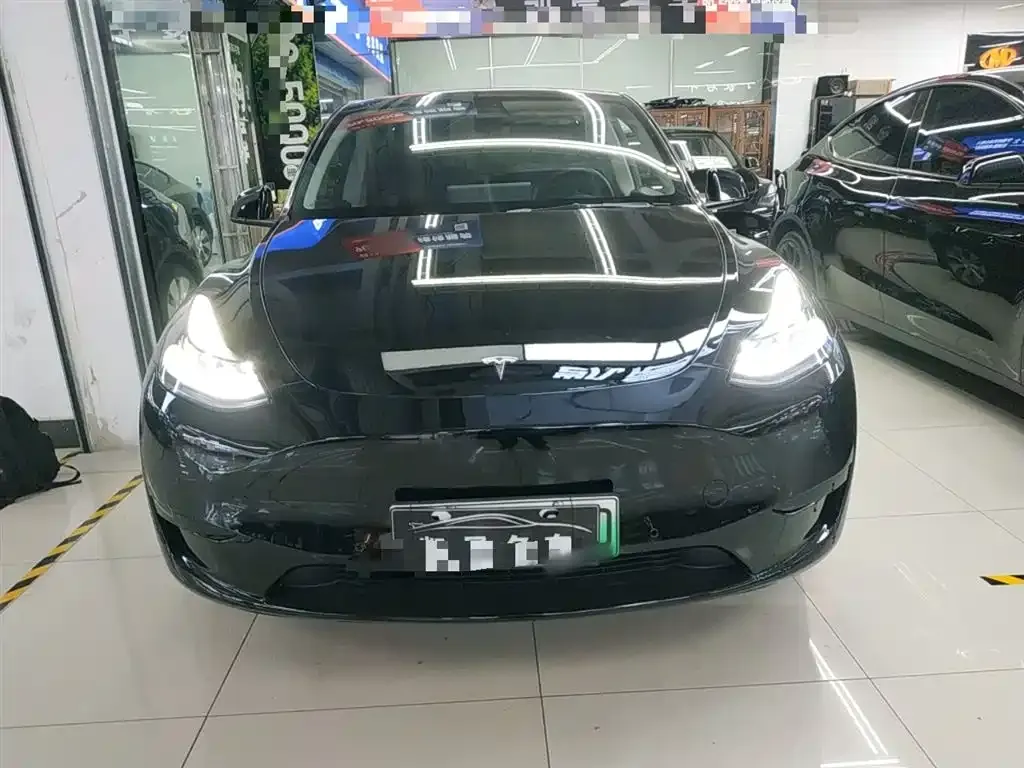 Tesla Model Y 2022 из CN, фото 4