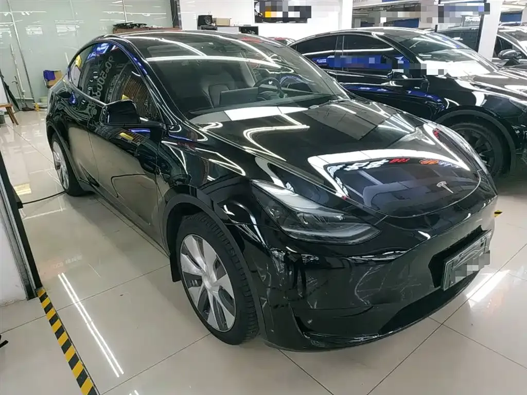 Tesla Model Y 2022 из CN, фото 7