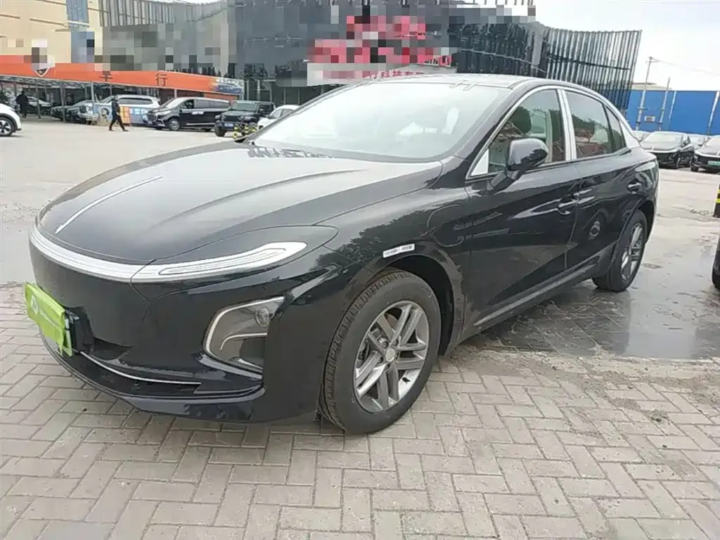 Hongqi E-QM5 — фото 5