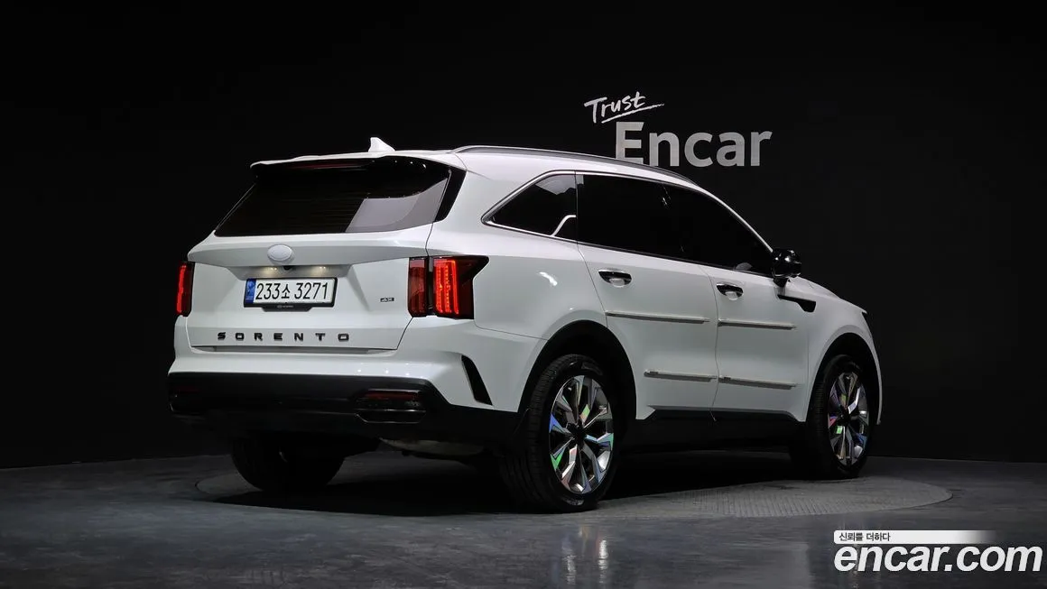 Kia Sorento — фото 3