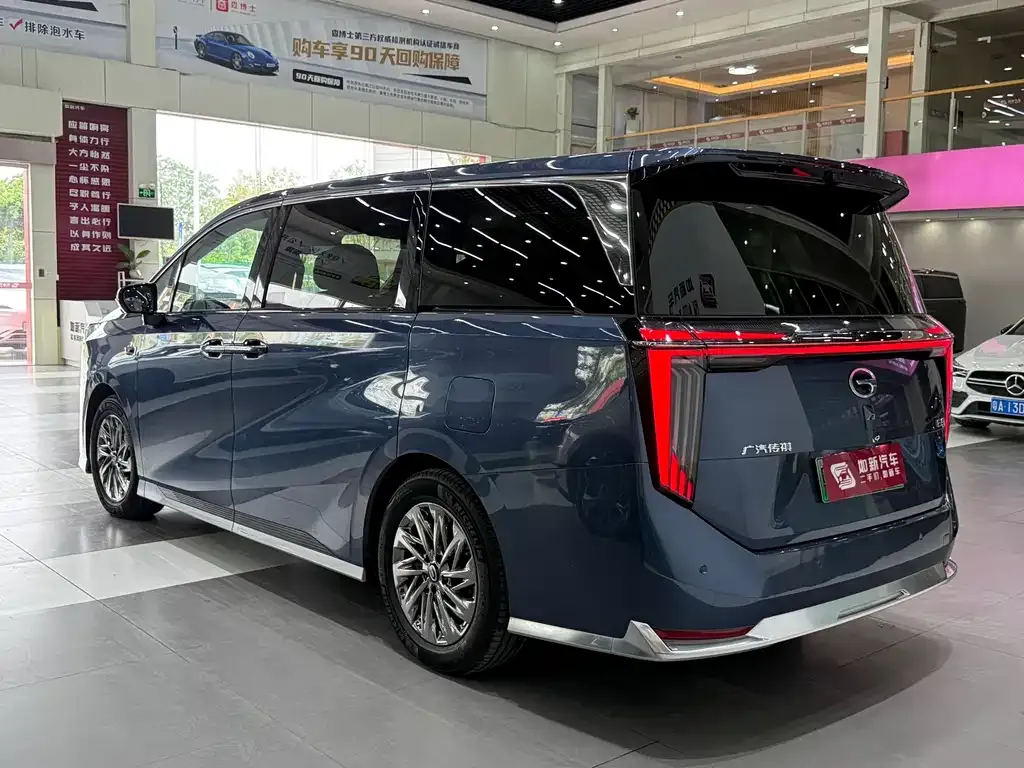 GAC Motor Trumpchi M8 — фото 3