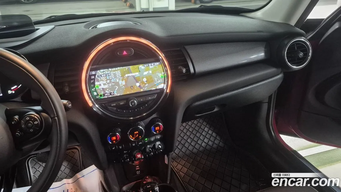Mini Cooper 2021 из KR, фото 4