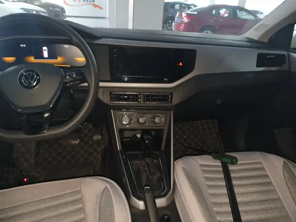 Volkswagen Polo 2023 из CN, фото 6