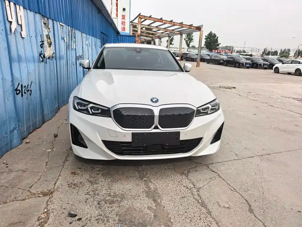 BMW i3 2025 из CN, фото 6