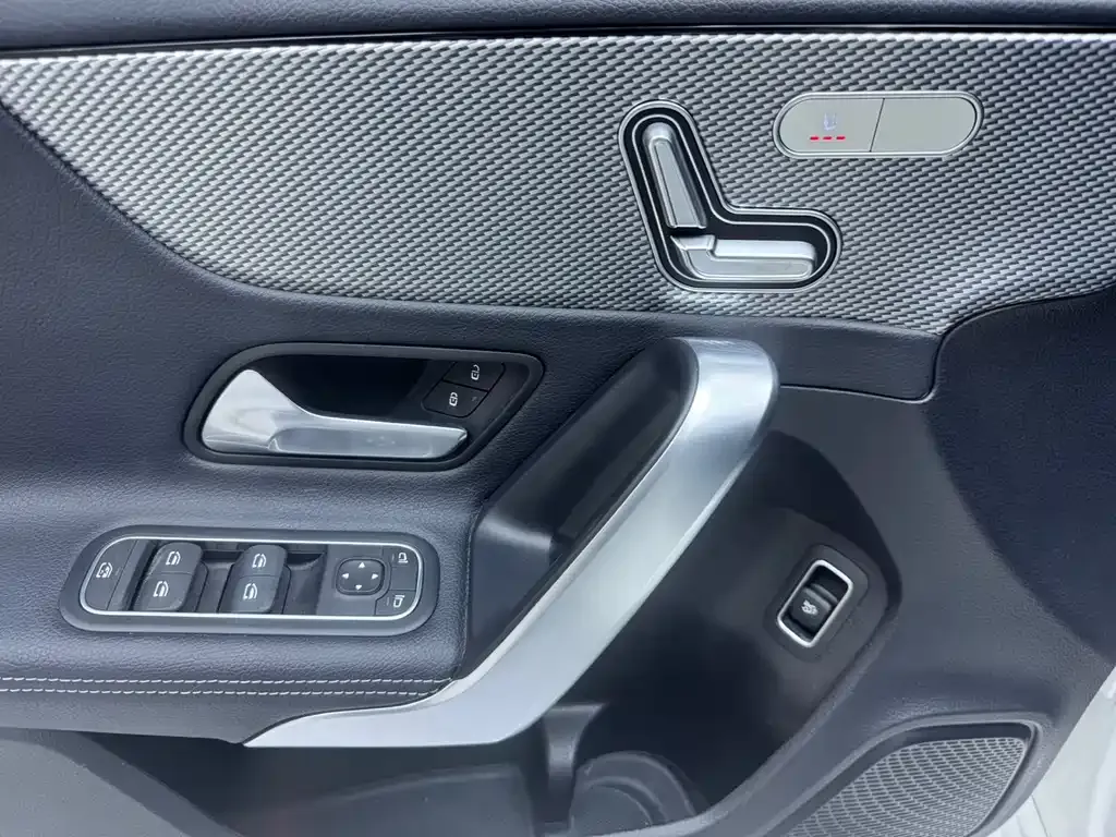 Mercedes-Benz A-Class 2022 из CN, фото 9