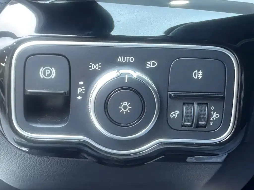 Mercedes-Benz A-Class 2022 из CN, фото 2
