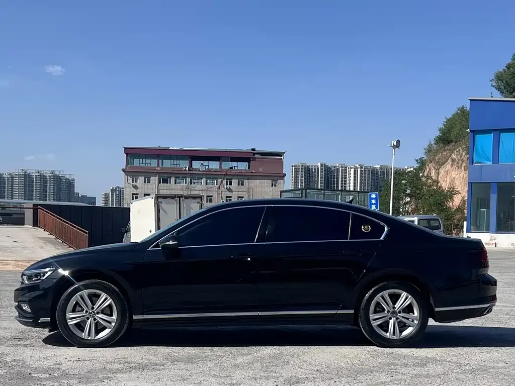 Volkswagen Magotan 2025 из CN, фото 4