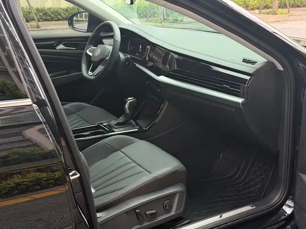 Volkswagen Passat 2025 из CN, фото 3