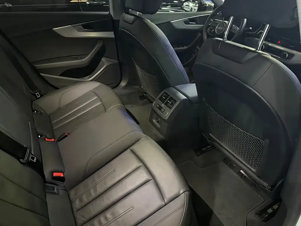 Audi A5 (Import) 2021 из CN, фото 2
