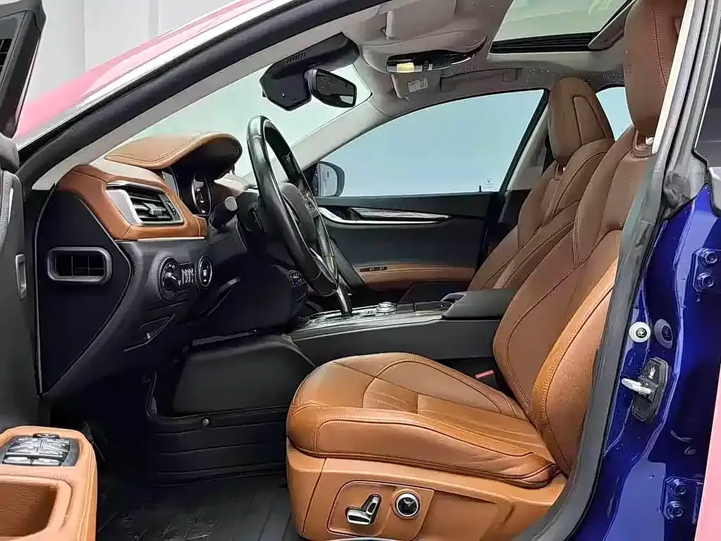 Maserati Ghibli — фото 8