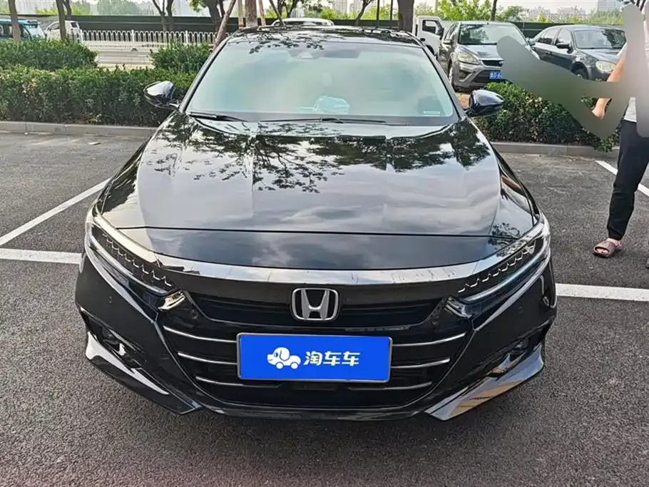 Honda Accord — фото 5