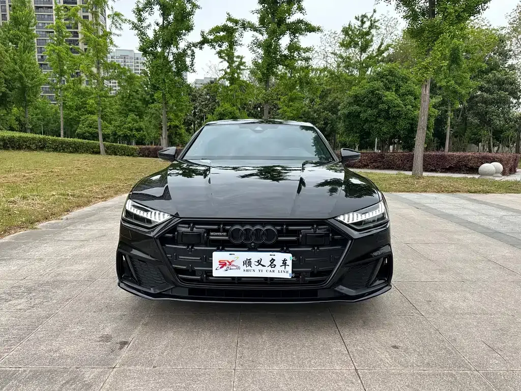 Audi A7L 2023 из CN, фото 10