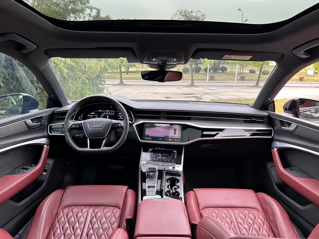 Audi A7L 2023 из CN, фото 3