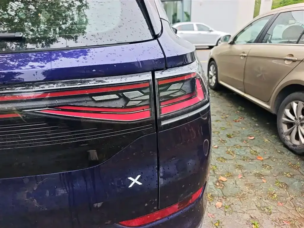 Volkswagen ID.6 X 2021 из CN, фото 4