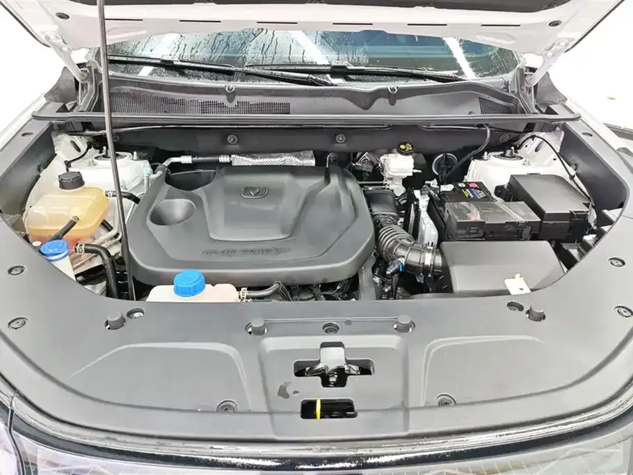 Changan CS75PLUS — фото 10
