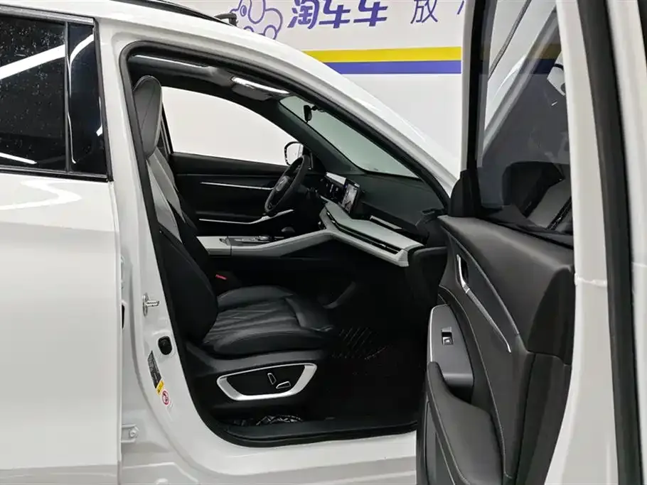 Changan CS75PLUS — фото 2