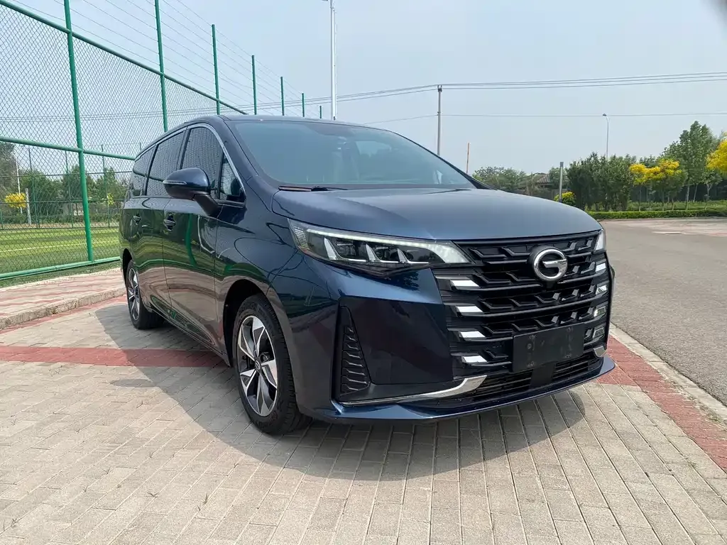 GAC Motor Trumpchi M6 — фото 10