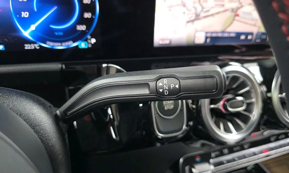 Mercedes-Benz EQA 2025 из KR, фото 8