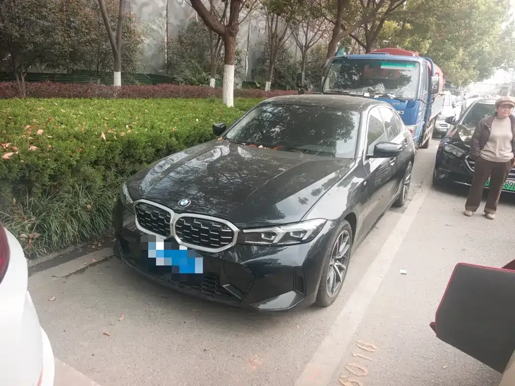 BMW 3 Series — фото 1