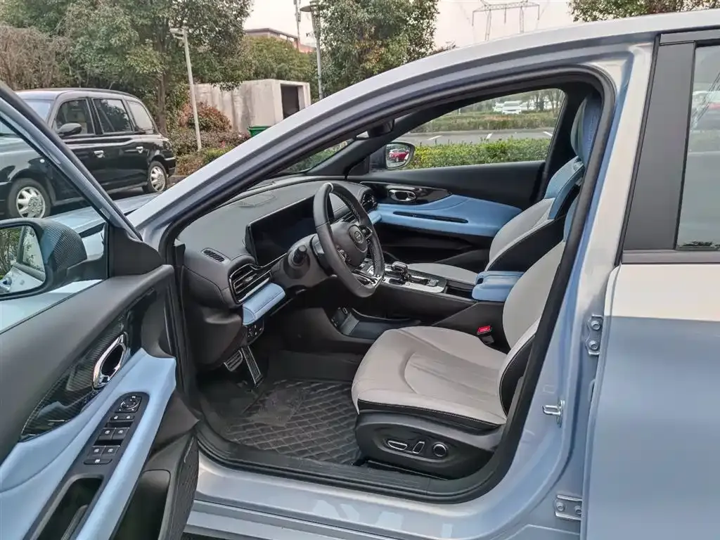 GAC Motor Shadow Leopard — фото 7