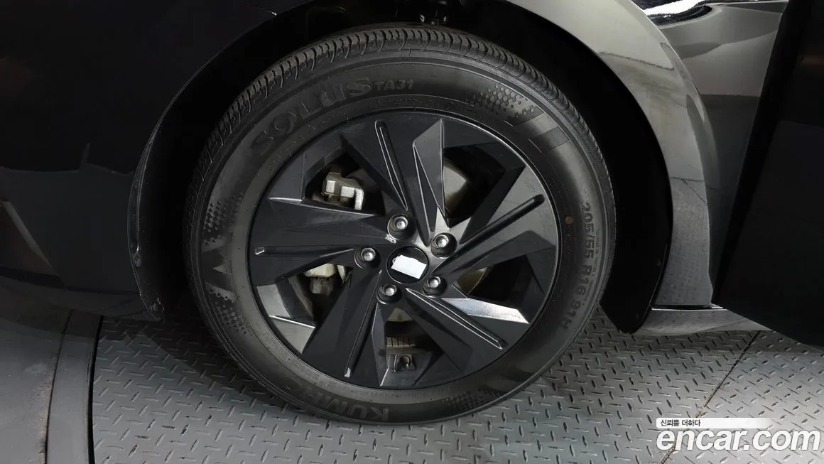 Hyundai AVANTE 2023 из KR, фото 8