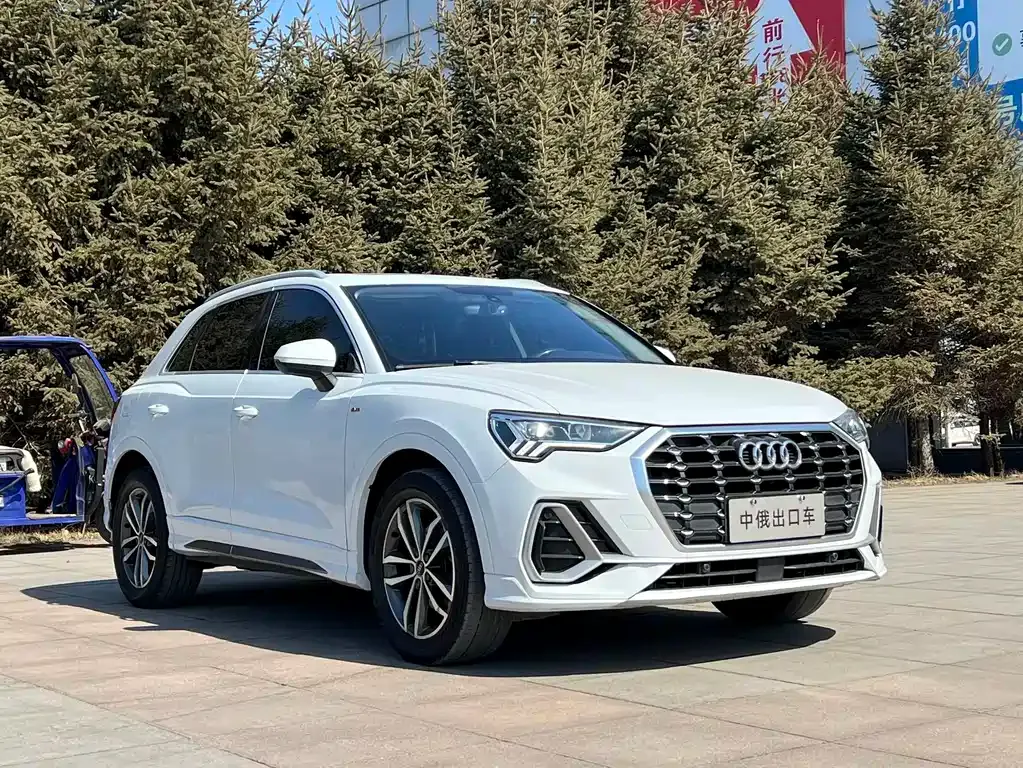 Audi Q3 — фото 4