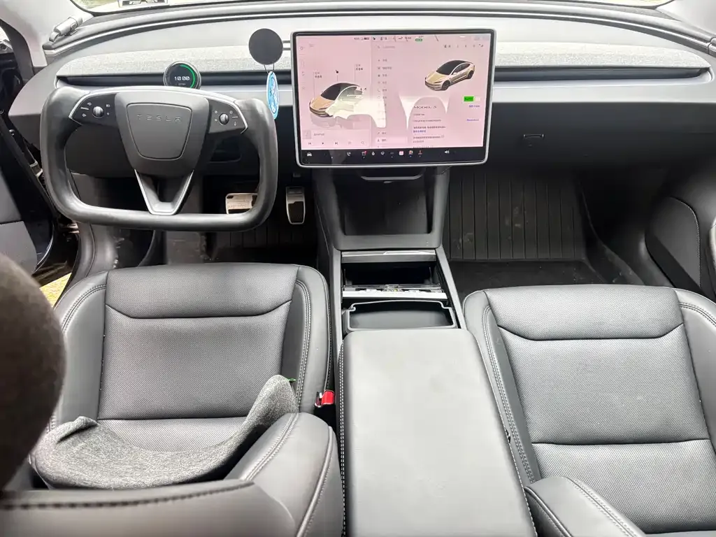 Tesla Model 3 — фото 10