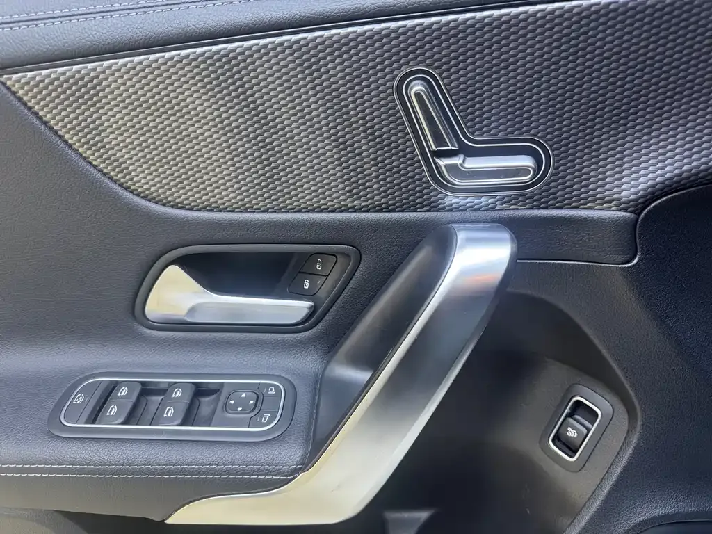 Mercedes-Benz A-Class 2022 из CN, фото 10