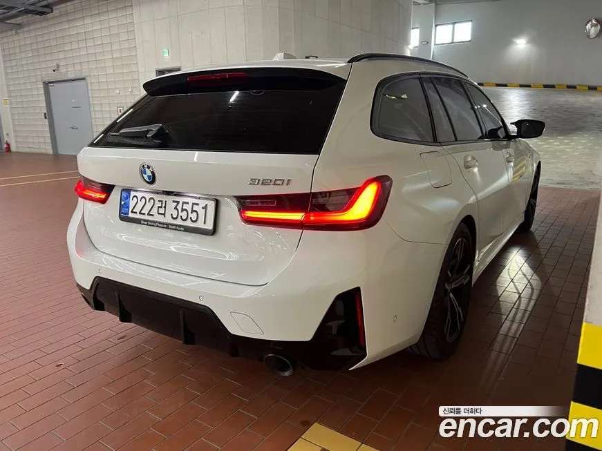 BMW 3-Series 2023 из KR, фото 9