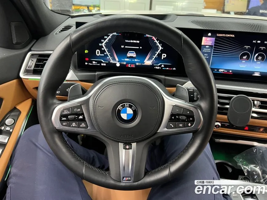 BMW 3-Series 2023 из KR, фото 5