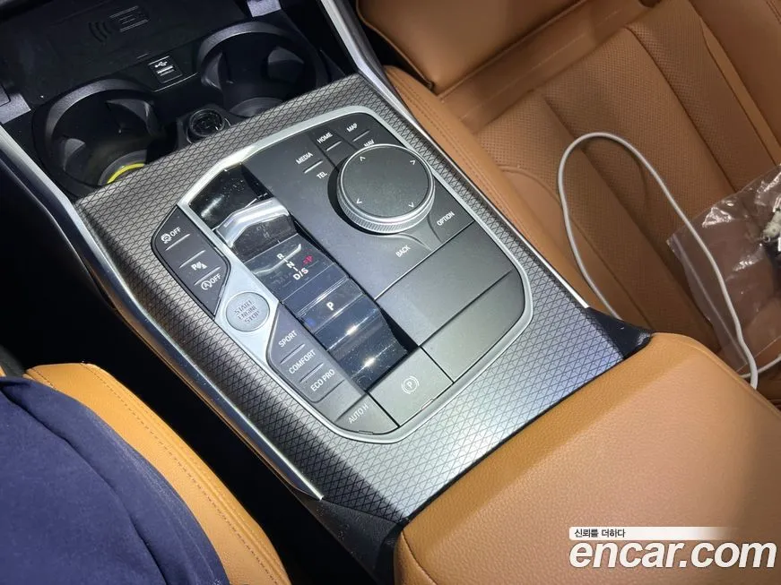 BMW 3-Series 2023 из KR, фото 10
