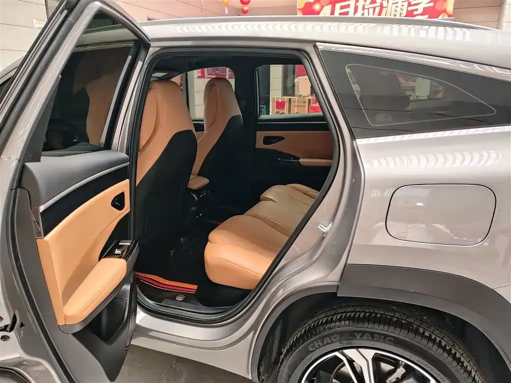 Geely Galaxy L7 — фото 7