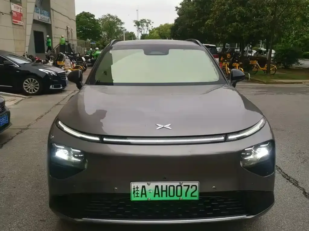 XPeng G9 2022 из CN, фото 5
