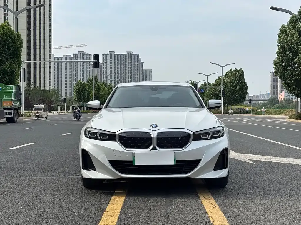 BMW i3 — фото 2