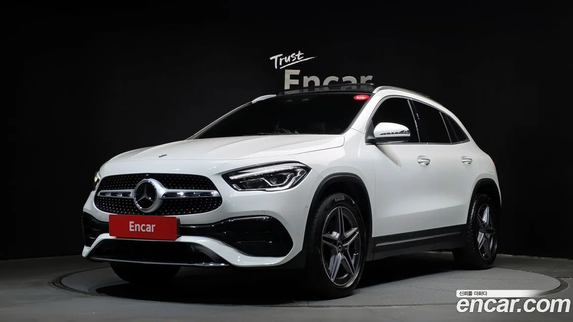 Mercedes-Benz GLA-Class