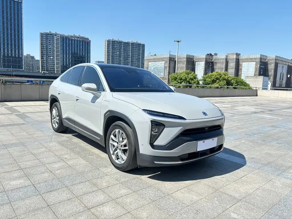 NIO EC6 — фото 7