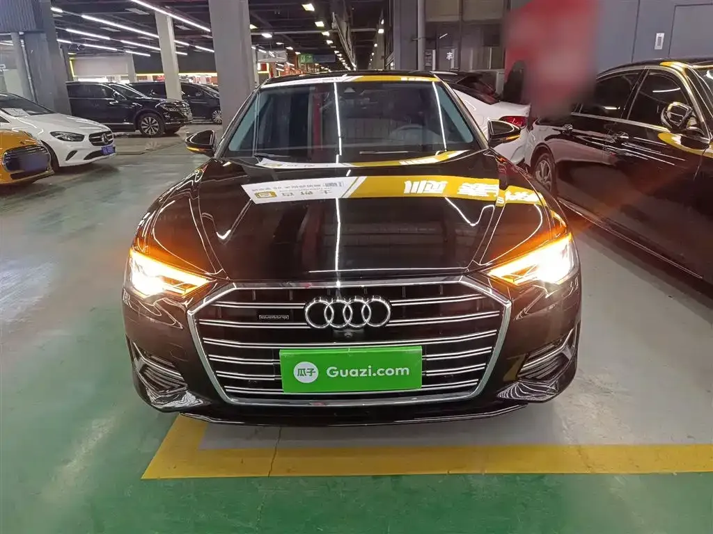 Audi A6L 2023 из CN, фото 2