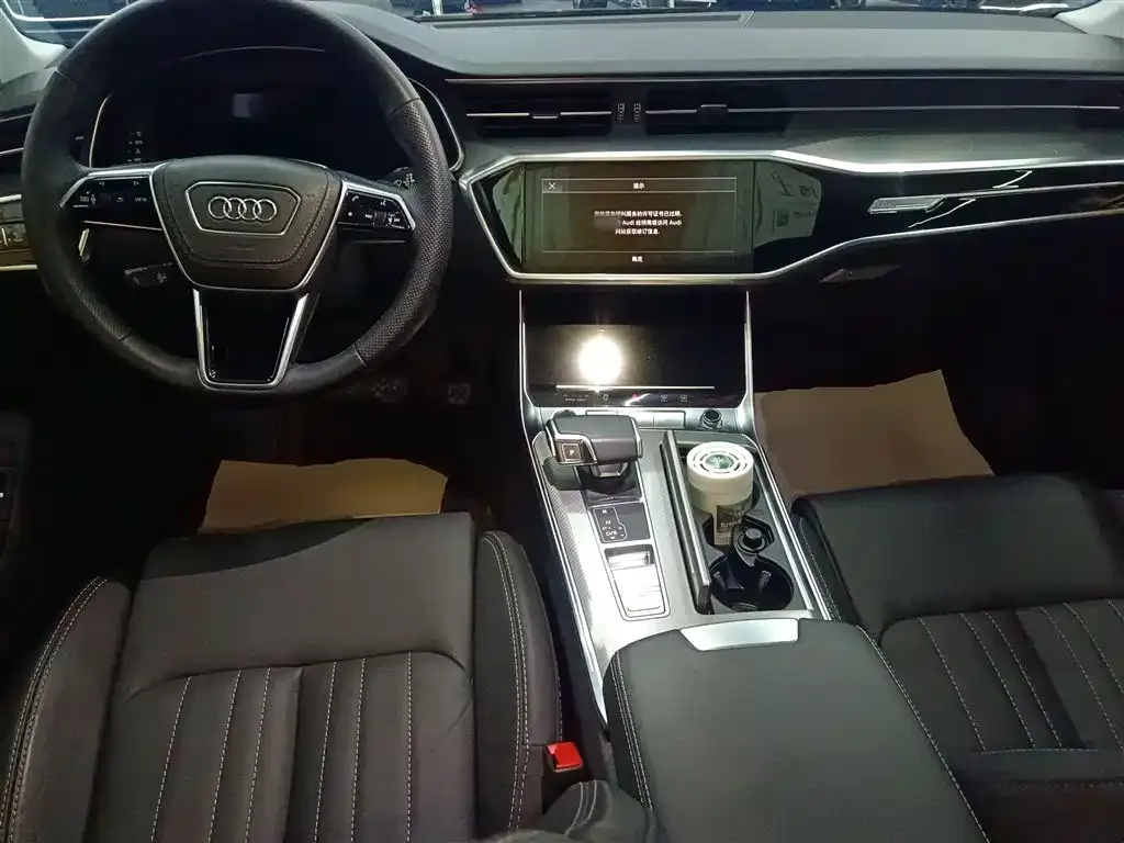 Audi A6L 2023 из CN, фото 10