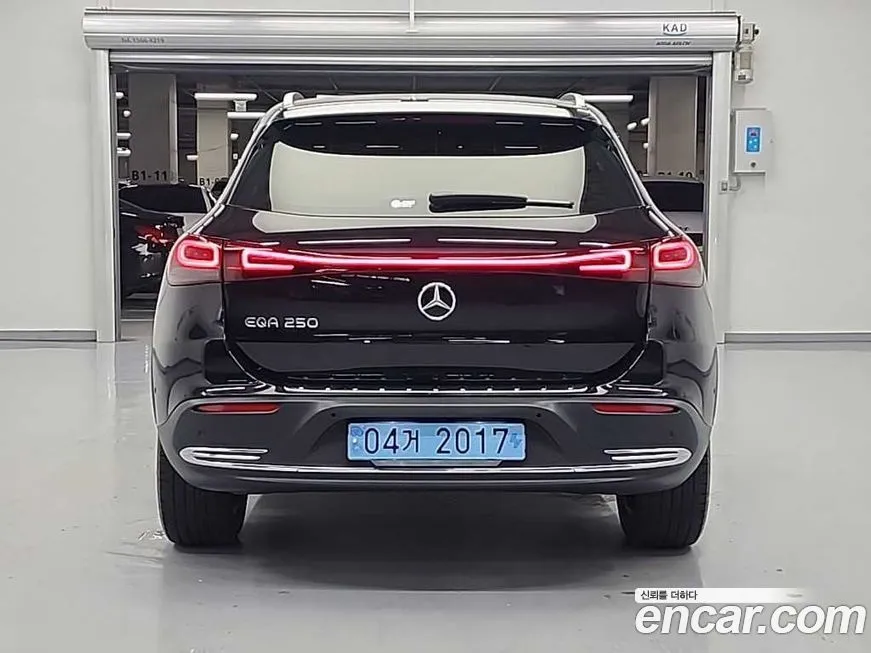Mercedes-Benz EQA 2023 из KR, фото 2