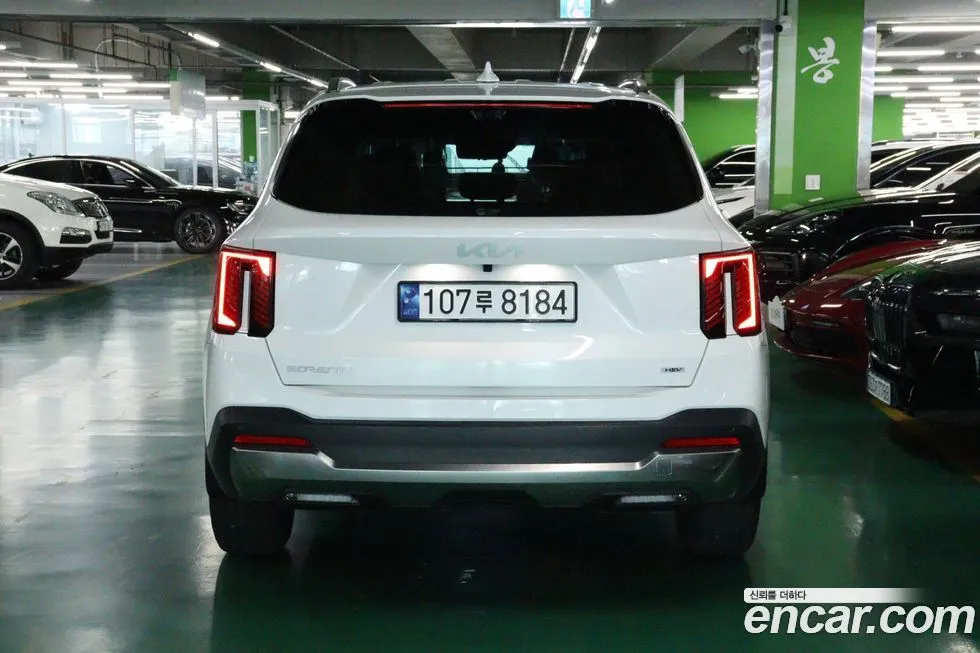 Kia Sorento — фото 8