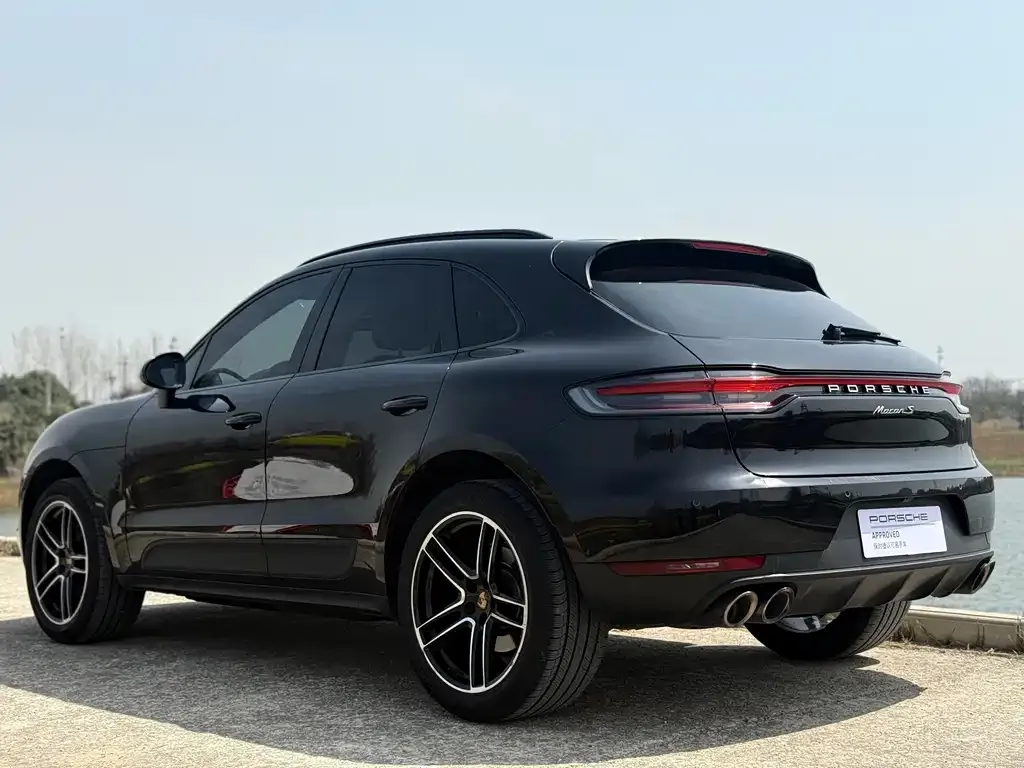 Porsche Macan — фото 10