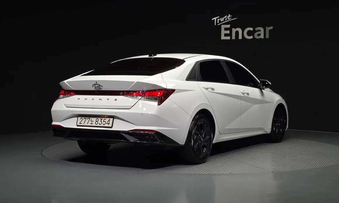 Hyundai AVANTE — фото 2